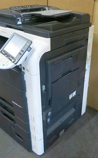 A vendre Imprimante Konica Minolta Bizhub C550  Miniature 2