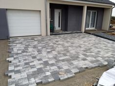 SPECIALISTE EN  PAVAGE,  AUTOBLOCANT… Image principale