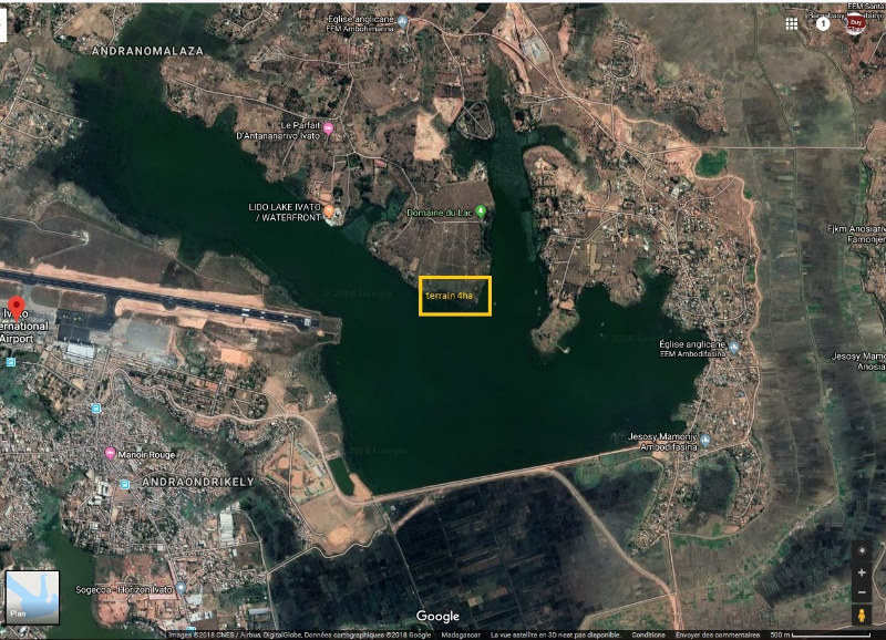 A VENDRE TERRAIN BORD DU LAC IVATO (AEROPORT) (PIED DANS L'EAU) - Tana, Mada