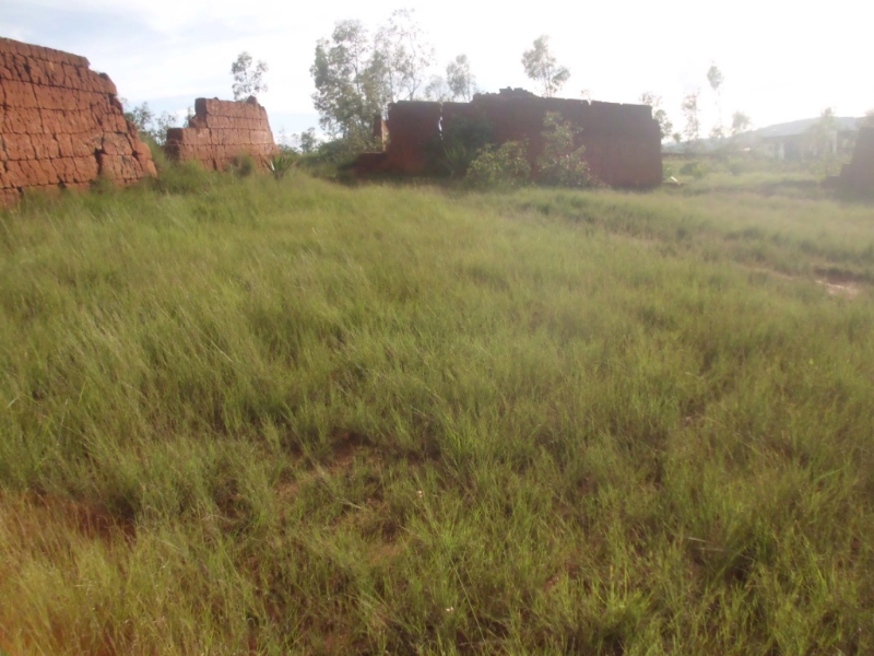 A VENDRE TERRAIN BORD DE ROUTE PRINCIPALE Antanetibe Ikianja Avaratra Ambohimangakely Miniature 1