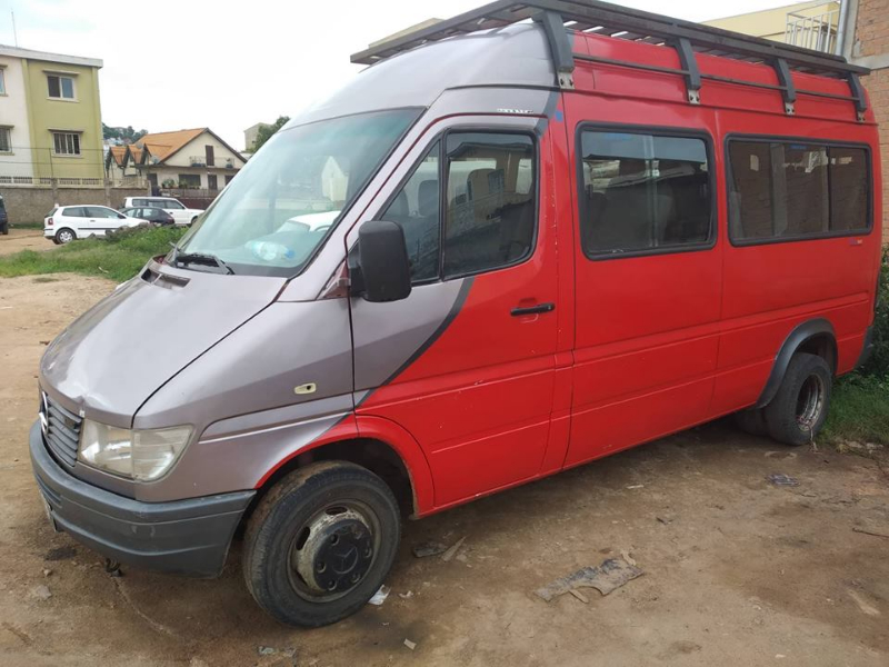 VENDS Sprinter 5 cylindres turbo année 2007 - Antananarivo, Madagascar