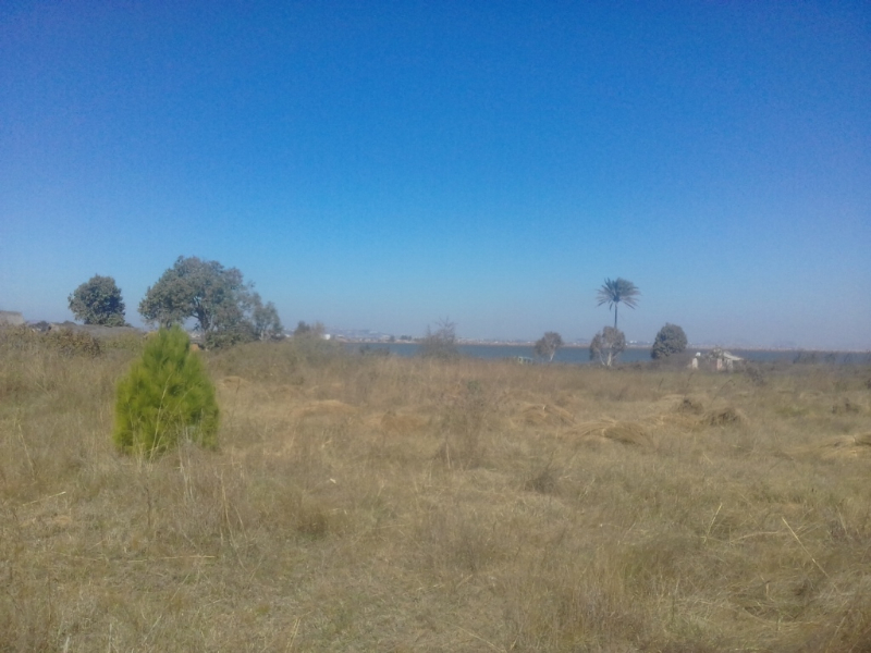 A VENDRE TERRAIN BORD DU LAC IVATO - Antananarivo, Madagascar