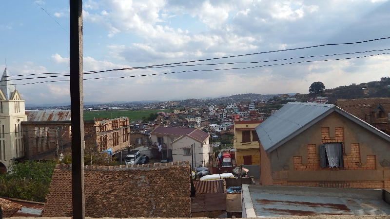 2 bâtiments sur un terrain de plus de 400m² à Ambohimanarina - Antananarivo, Madagascar