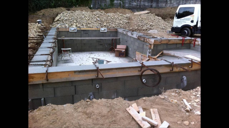 CONSTRUCTION PISCINE  A 760 000 AR LE M2  ! Miniature 2