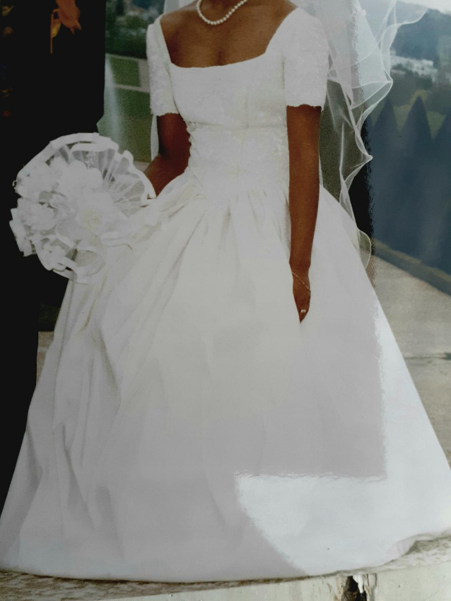 Vend Robe de mariée importée de France - Antananarivo, Madagascar