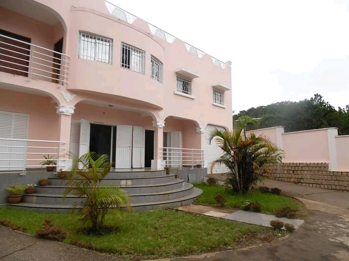 Villa avec piscine à vendre - Antananarivo, Madagascar