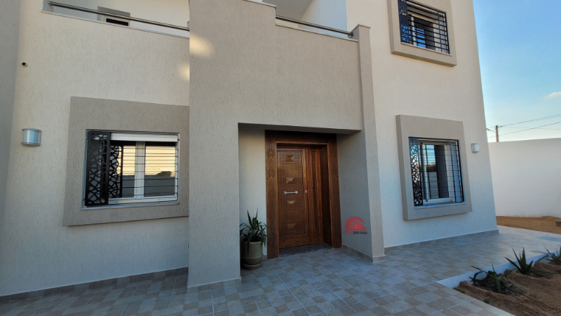 A VENDRE UNE BELLE MAISON NEUVE A HOUMT SOUK DJERBA - djerba, tunisie