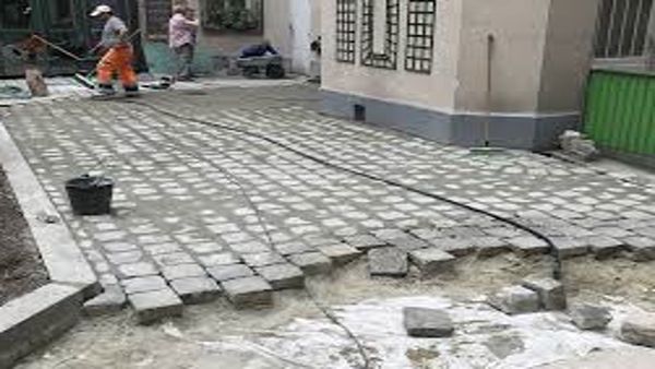 SPECIALISTE EN REVETEMENT SOL & ETANCHEITE : PAVAGE, BETON DE FORME… ! Image principale