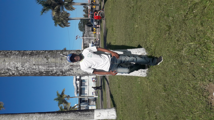 gay  passif 30 ans cherche un homme + 30 ans - toamasina, Madagascar