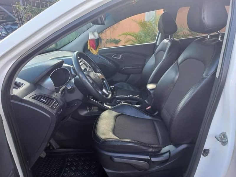 Hyundai IX35, phase 2, année 2015, 4wd - BVM (version 4x4) Miniature 3